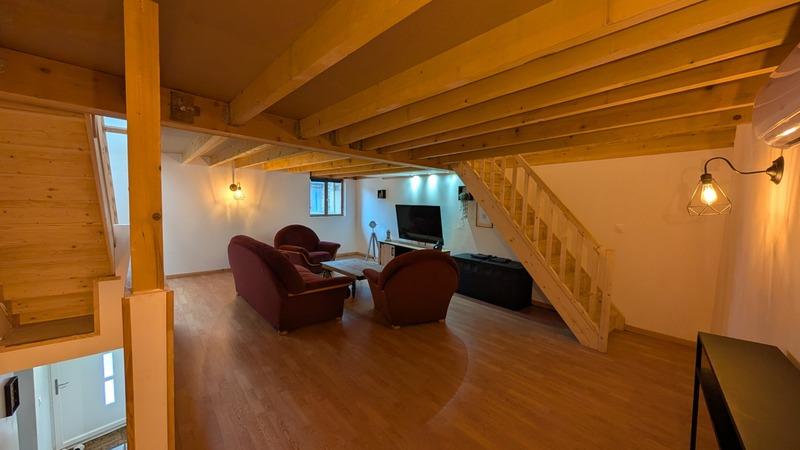 Maison - 95 m² - 5 pièces