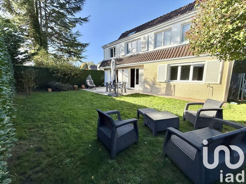 Maison - 178 m² - 7 pièces