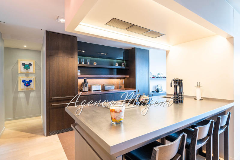 Appartement - 120 m² - 3 pièces