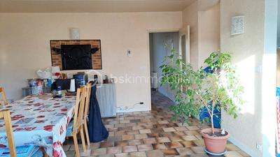 Maison - 81 m² - 3 pièces