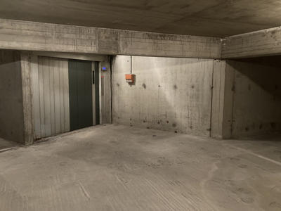 Parking / Garage - 13 m²