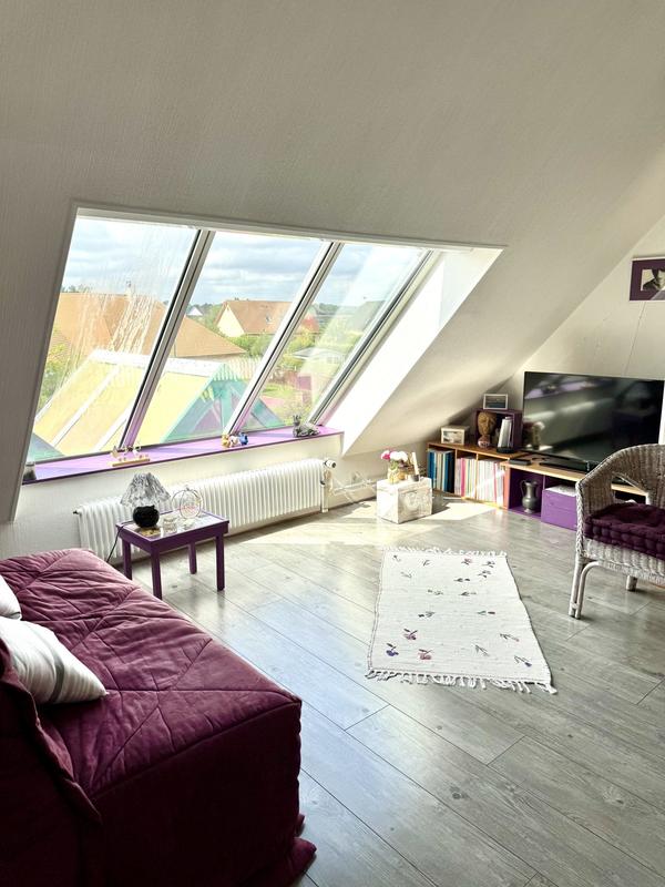 Maison traditionnelle - 182 m² - 8 pièces