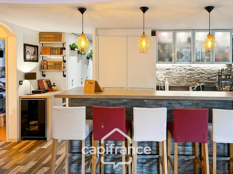 Appartement - 81 m² - 4 pièces