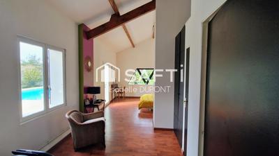 Maison - 174 m² - 6 pièces