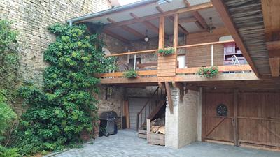 Maison - 205 m² - 7 pièces