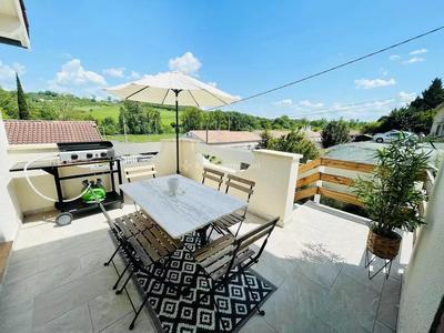 Maison - 160 m² - 4 pièces