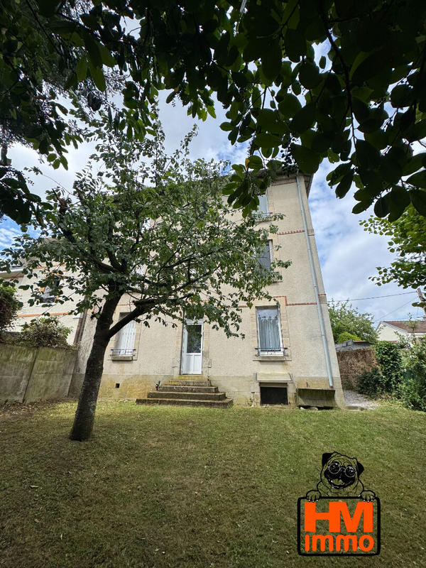 Immeuble - 201 m² - 7 pièces