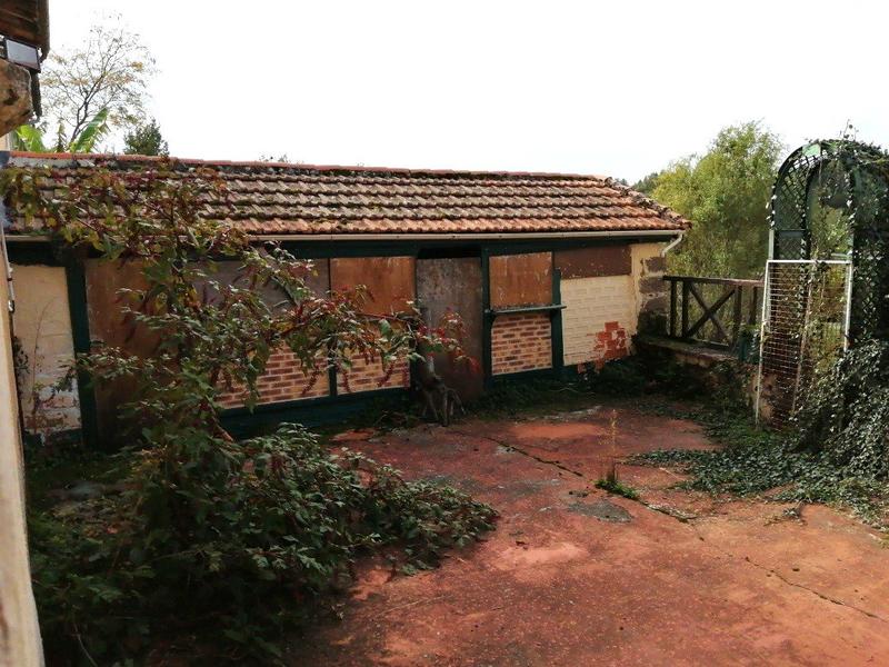 Maison - 220 m² - 11 pièces