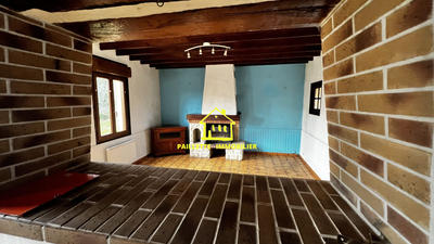 Maison - 85 m² - 3 pièces