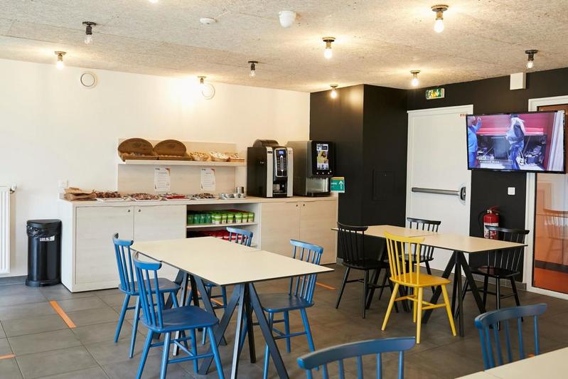 Studio - 10 m² - 1 pièce