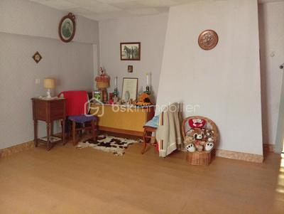 Maison - 147 m² - 6 pièces