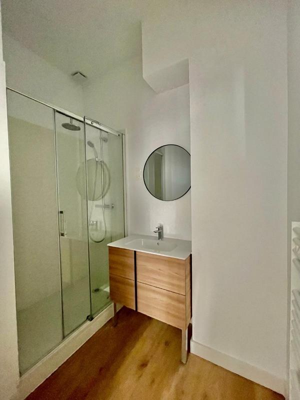 Immeuble - 8 pièces