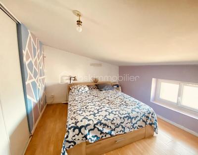 Maison de ville - 80 m² - 5 pièces