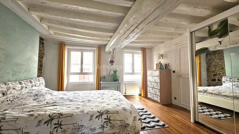 Maison - 205 m² - 7 pièces