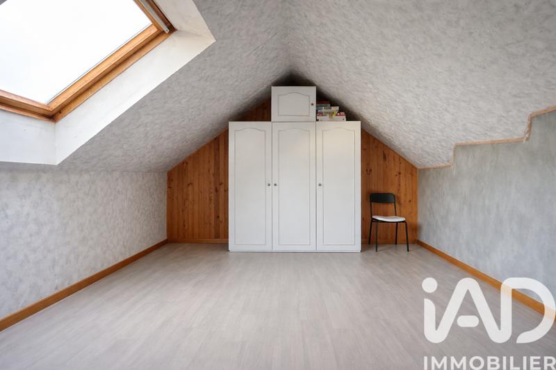 Maison - 189 m² - 8 pièces