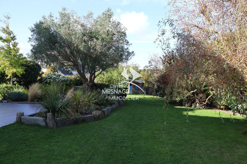 Maison contemporaine - 172 m² - 7 pièces