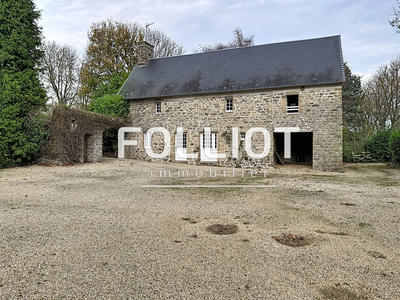 Maison - 250 m² - 8 pièces