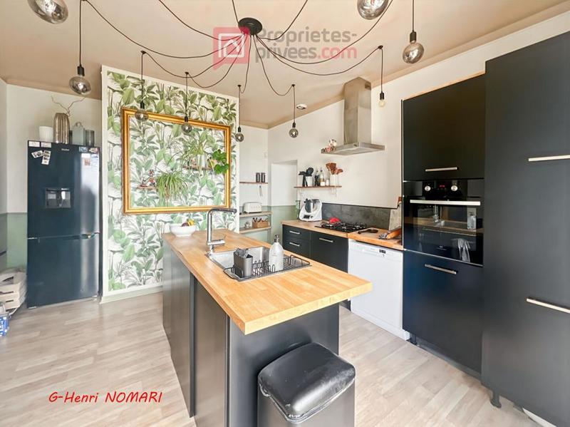 Maison - 170 m² - 6 pièces