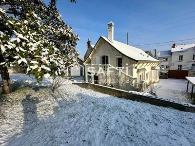 Maison - 166 m² - 5 pièces