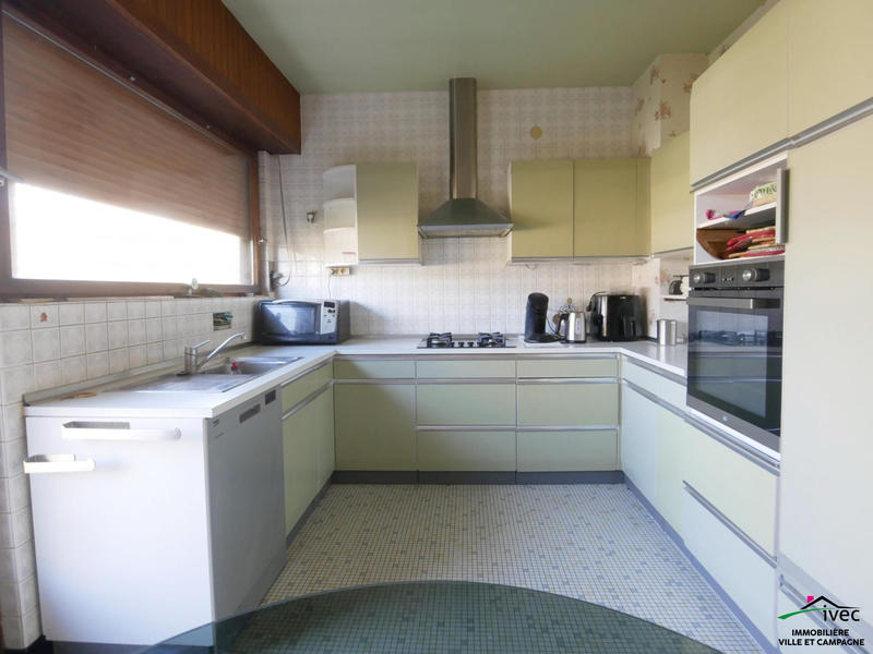 Maison - 142 m² - 5 pièces