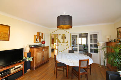 Maison - 171 m² - 7 pièces