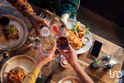 Local commercial - 256 m²