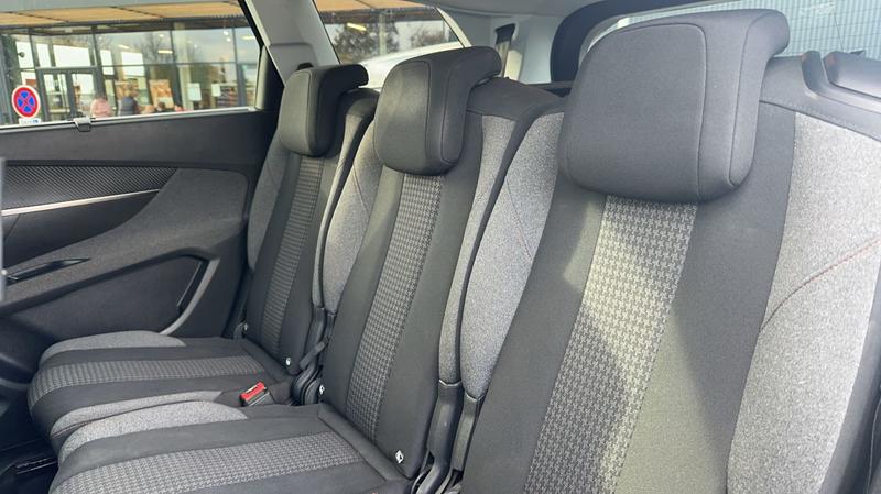 Peugeot 5008 II 1.2 PureTech 130 Access