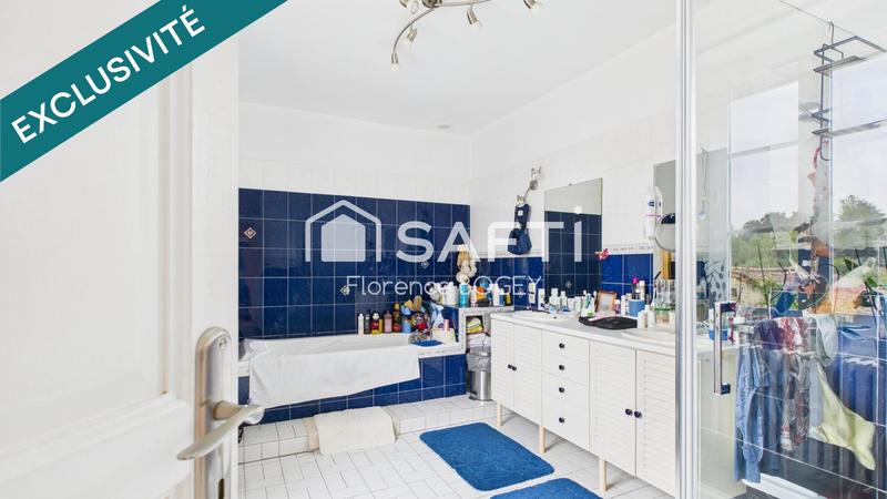 Maison - 224 m² - 5 pièces