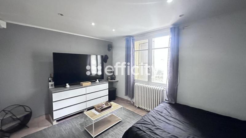 Villa - 145 m² - 6 pièces