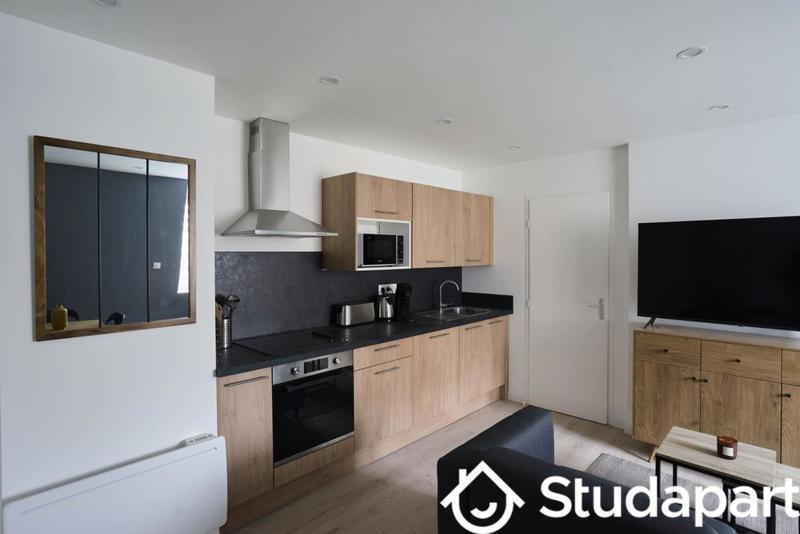 Chambre - 9 m² - 1 pièce