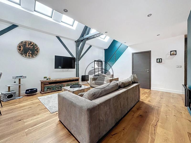 Appartement - 142 m² - 5 pièces