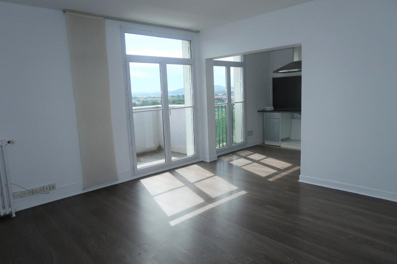 Appartement - 75 m² - 4 pièces