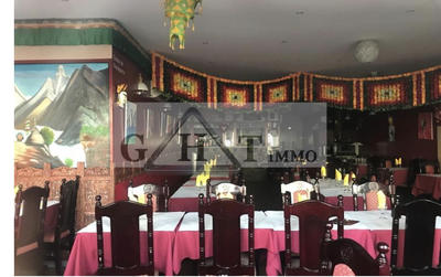 Local commercial - 200 m²