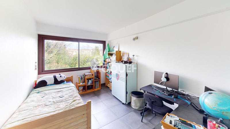 Appartement - 83 m² - 4 pièces