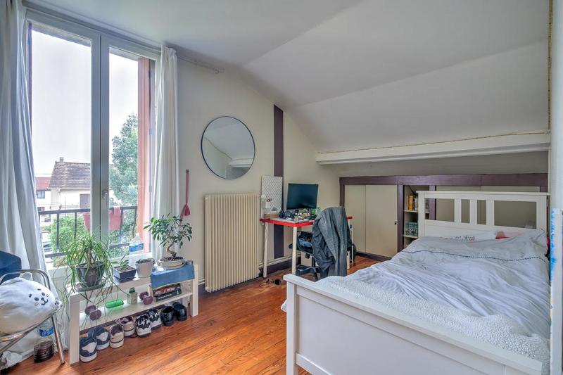 Appartement - 117 m² - 6 pièces