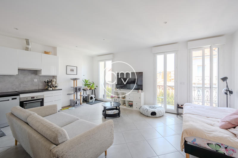 Appartement - 70 m² - 3 pièces