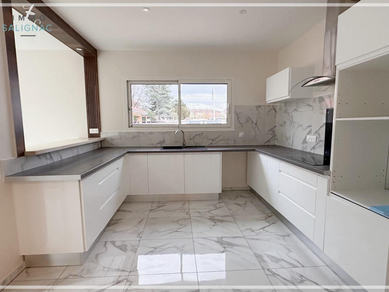 Maison - 120 m² - 4 pièces