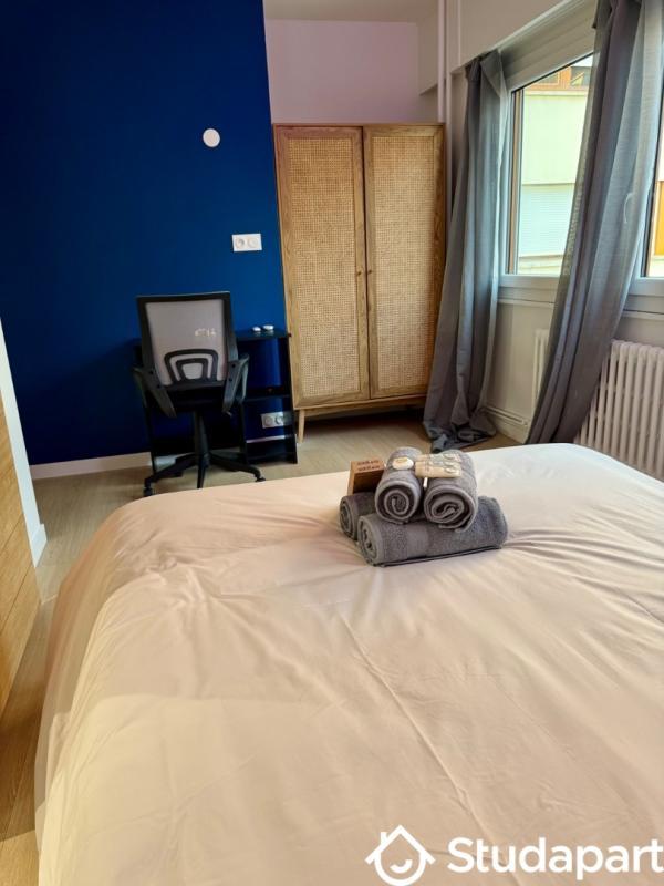 Chambre - 12 m² - 1 pièce