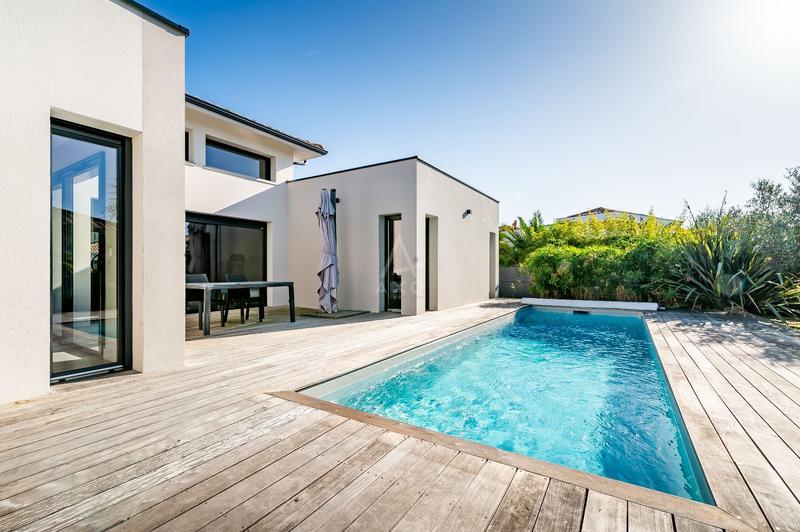 Maison - 147 m² - 6 pièces