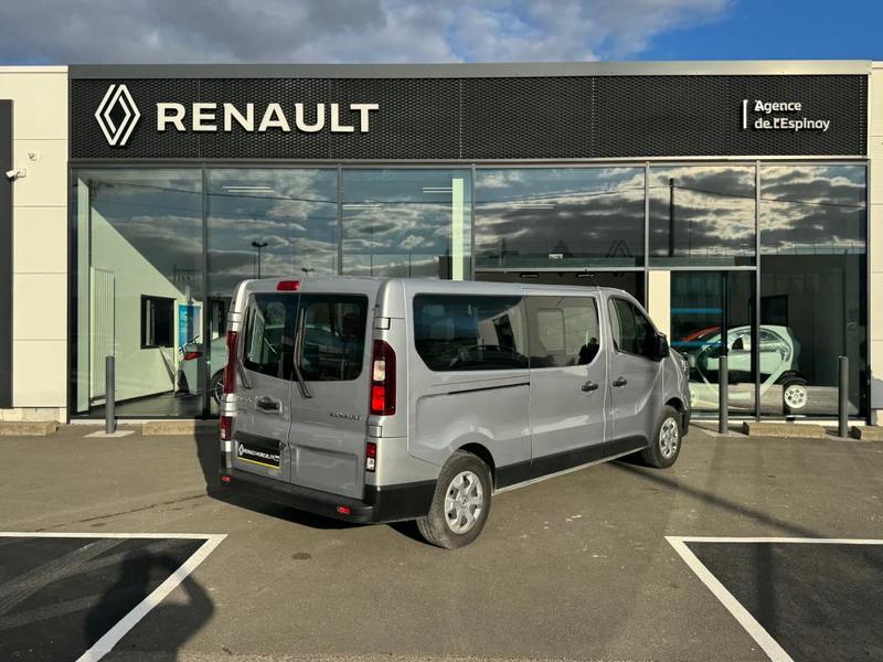 Renault Trafic 2.0 Dci 150 Ch Zen 9 Places