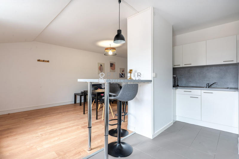 Appartement - 60 m² - 3 pièces