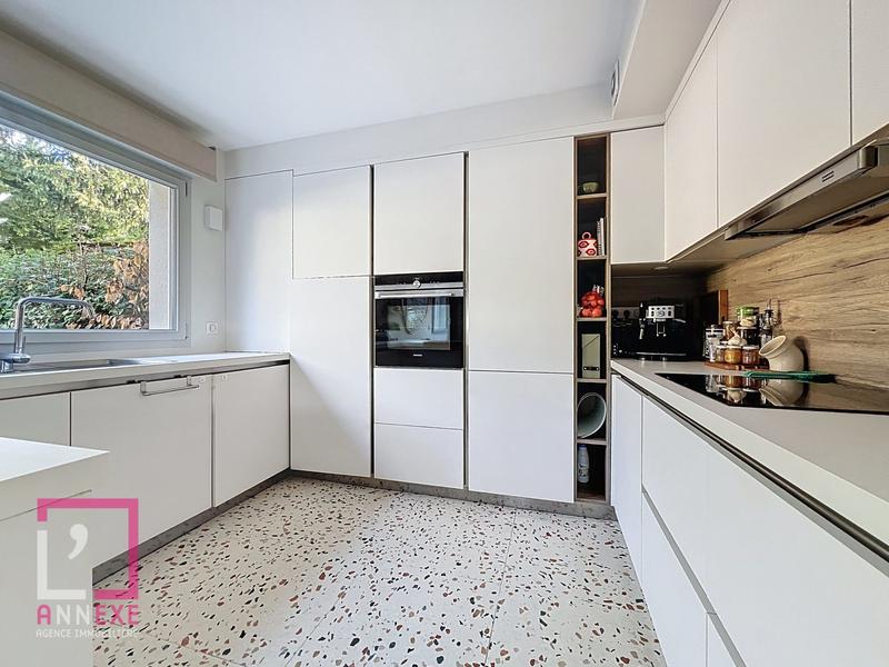 Appartement - 83 m² - 4 pièces