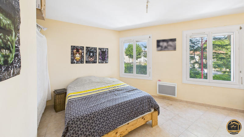 Maison traditionnelle - 160 m² - 6 pièces