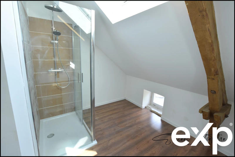 Maison traditionnelle - 169 m²