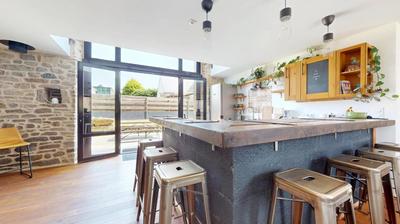 Maison - 130 m² - 5 pièces