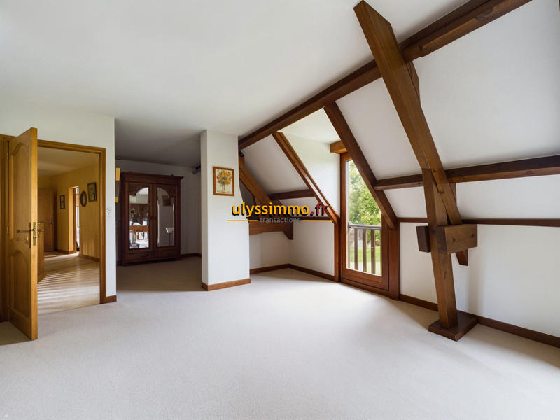 Maison - 272 m² - 7 pièces