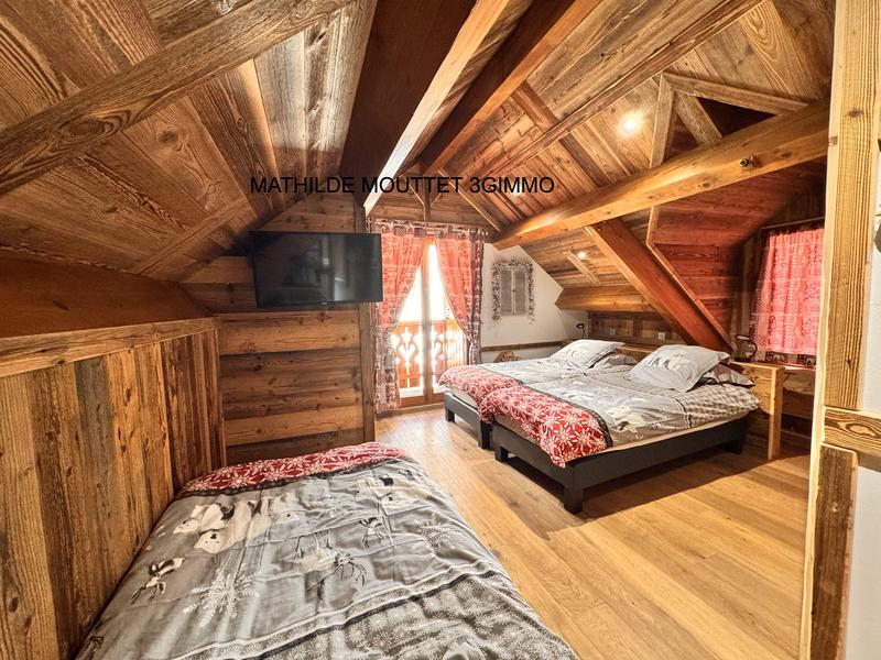 Châlet - 208 m² - 6 pièces