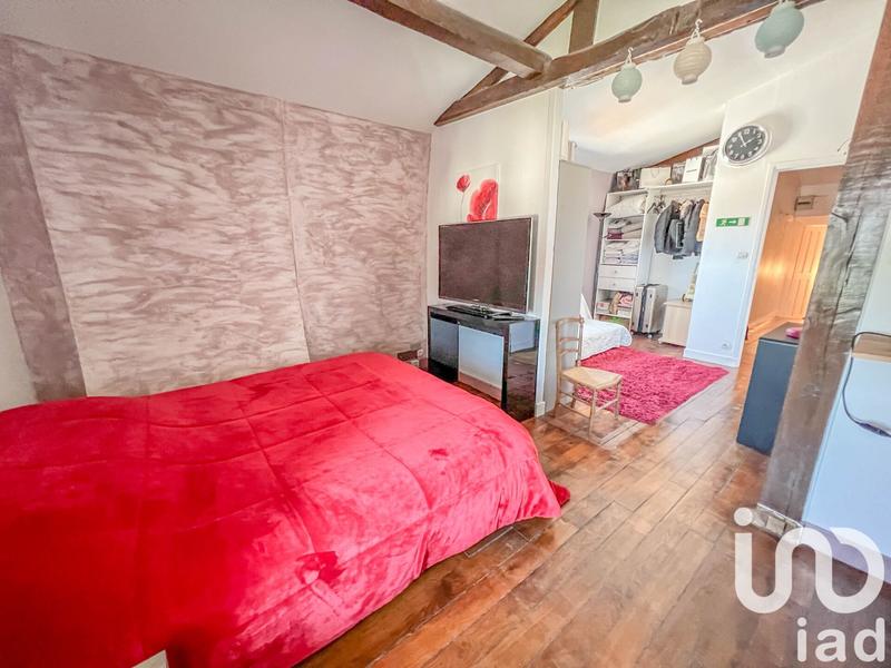 Maison - 220 m² - 8 pièces