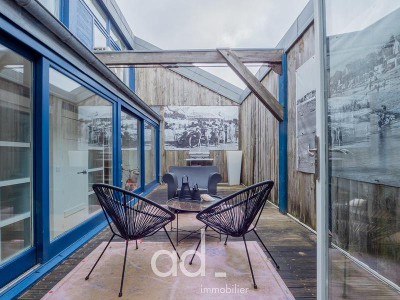 Maison contemporaine - 253 m² - 6 pièces