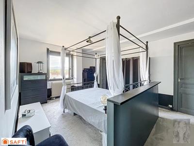 Maison - 136 m² - 6 pièces